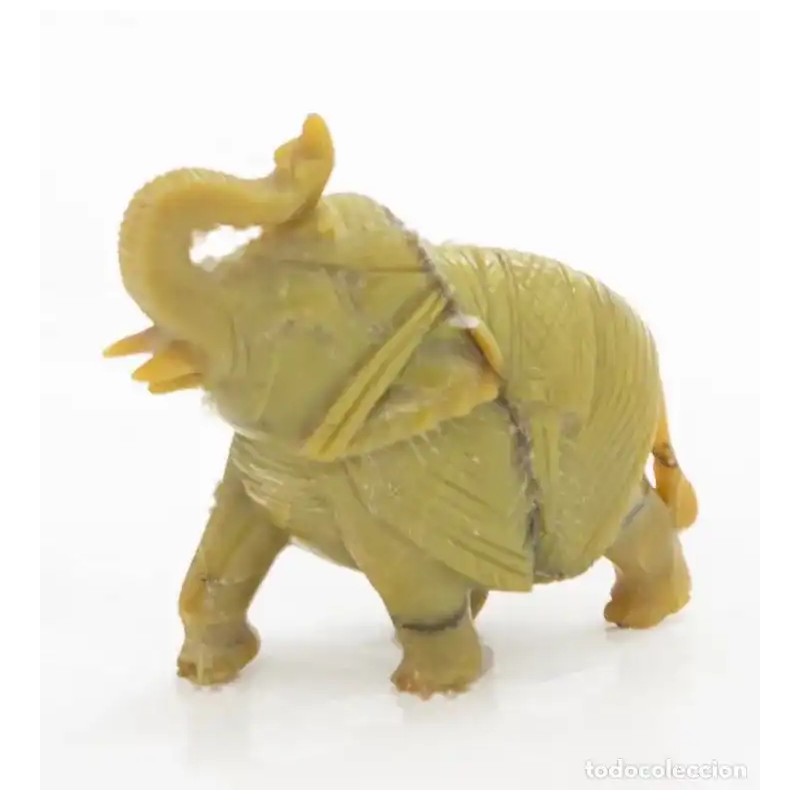 Figura de Elefante en Piedra Dura Jade - Escultura Decorativa Artesanal 8x10x4