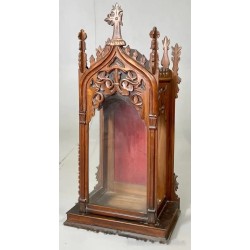 Antigua Capilla Neogótica en Madera Tallada - Hornacina Religiosa Siglo XX