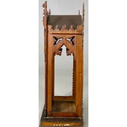 Antigua Capilla Neogótica en Madera Tallada - Hornacina Religiosa Siglo XX