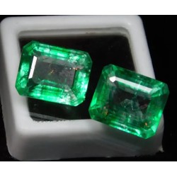 Pareja de Esmeraldas Naturales 17,80 CT - Gemas Talla Esmeralda Colombianas