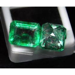 Pareja de Esmeraldas Naturales 17,80 CT - Gemas Talla Esmeralda Colombianas