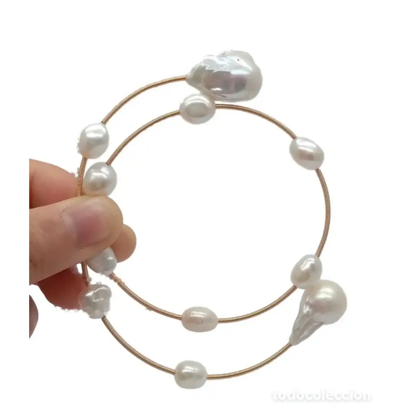 Pulsera Aros Dorados con Perlas Barrocas Naturales - Joyería Elegante Ajustable