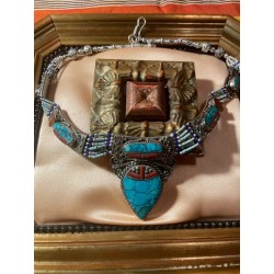 Gargantilla Étnica de Plata Tibetana con Turquesa y Coral - Joyería Artesanal