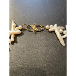 Collar Artesanal de Perlas Cultivadas - Diseño Cruzado Elegante