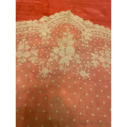 Mantilla Tradicional Española de Encaje - Pieza de Alta Costura Vintage