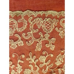 Mantilla Histórica de Bruselas - Obra Maestra del Encaje Europeo