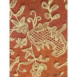 Mantilla Histórica de Bruselas - Obra Maestra del Encaje Europeo