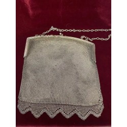 Elegante Bolso de Malla de Plata - Pieza de Orfebrería del Siglo XIX