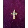 Cruz Religiosa de Oro con Esmeraldas Colombianas - Joya de Orfebrería Excepcional
