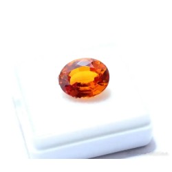Zafiro Natural Oval - Gema de Coleccionista con Intenso Tono Amarillo-Naranja