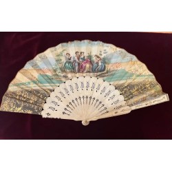 Abanico Siglo XIX con Varillaje de Hueso Calado - Escena Galante Pintada a Mano