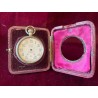 Reloj de Bolsillo Antiguo Matchless con Marco de Plata Repujada - Pieza para Restaurar
