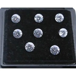Lote de 8 Circonitas Brillantes de Talla Redonda - Diamantes Sintéticos en Estuche