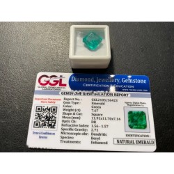Esmeralda Natural Certificada de 9.42 Quilates - Gema de Colección de Corte Octagonal