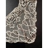 Elegante Cuello de Encaje de Bolillos Vintage - Pieza Artesanal de Alta Costura
