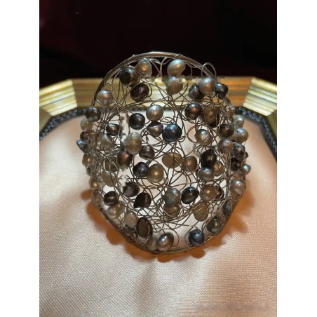 Brazalete Artístico de Perlas Naturales - Diseño Contemporáneo en Acero