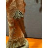 Figura de Dama Victoriana en Terracota - Escultura de Época Decimonónica
