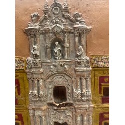Terracota con la fachada del Palacio de San Telmo.