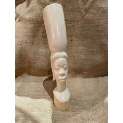 Escultura Étnica - Busto Tallado en Marfil con Perfil Africano