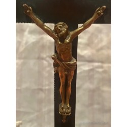 Crucifijo Antiguo Calvario con Cristo y Figuras - Pieza Religiosa Coleccionable