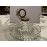 Tintero Antiguo de Cristal Tallado con Anillo de Bronce - Pieza de Escritorio Vintage
