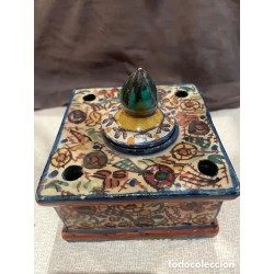 Pareja de Tinteros Antiguos de Cerámica Decorada - Piezas Artesanales de Colección
