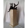 Escultura Abstracta Pareja Enamorada - Figura Bronce Sobre Pedestal Mármol