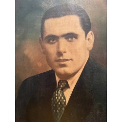 Retrato masculino en Madera, 40x29.5 cm