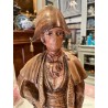 Figura Escultórica Policromada - Arte Decorativo Vintage de Personaje Histórico