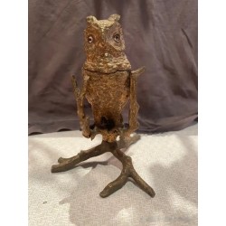 Tintero Antiguo de Bronce con Diseño de Búho - Pieza de Arte Decorativa Vintage