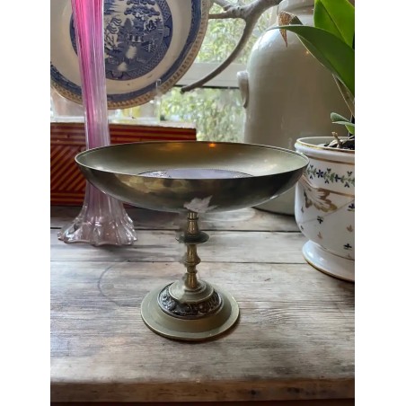 Elegante Centro de Mesa Plateado - Frutero Vintage con Base de Bronce Ornamentada