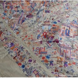 Elegante Mantón de Manila Vintage - Seda China Bordada Principios Siglo XX