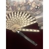 Elegante Abanico Vintage de Hueso - Pieza de Colección Histórica