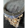 Collar Rígido con Perlas Barrocas y Gemas - Gargantilla Azul con Ornamentos Florales