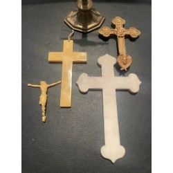 Colección Religiosa de Cruces Antiguas - Crucifijo de Bronce y Cruces Decorativas