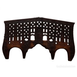 Yugo Antiguo Tallado del Norte de España - Arte Rural en Madera de Castaño