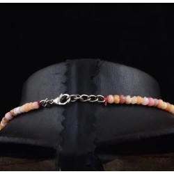 Collar Multicapa de Ópalo Australiano Rosa - Elegancia Natural en Tonos Suaves