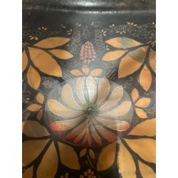 Pareja de Bandejas Antiguas Decorativas - Set Toleware con Motivos Florales Dorados
