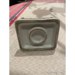 Prensa de Porcelana Vintage - Objeto Decorativo de Estilo Holandés