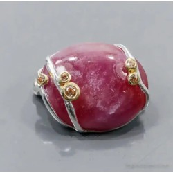 Broche de Plata con Rubí Natural 32 Quilates - Joya Artesanal con Circonitas