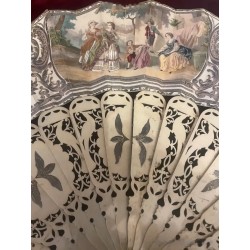 Abanico Antiguo con Varillas de Hueso y Nácar - Pieza Colección Siglo XIX
