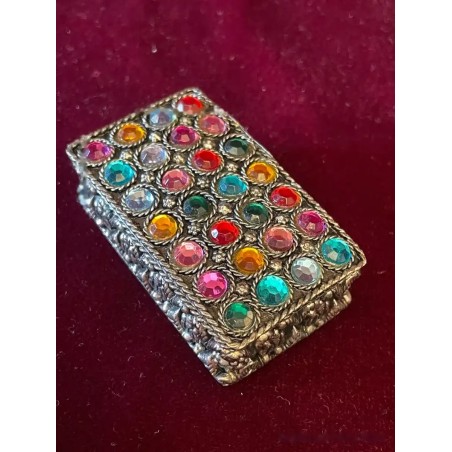 Joyero Vintage de Metal con Piedras de Colores - Pieza de Orfebrería Artesanal
