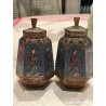 Frascos Decorativos de Cloisonné - Arte Japonés con Figuras Históricas
