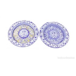 Elegantes Platos Decorativos de Cerámica Policromada - Estilo Renacentista Vintage