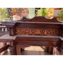 Miniatura Victoriana de Casa de Muñecas - Estructura de Madera Artesanal
