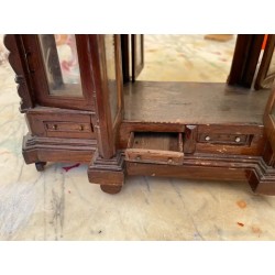 Miniatura Victoriana de Casa de Muñecas - Estructura de Madera Artesanal