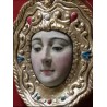 Virgen del Rocío - Rostro Escultórico en Escayola con Marco Decorativo