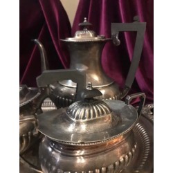 Juego de café en metal plateado con bandeja de 66 x 52 cm