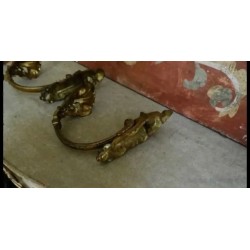 PAREJA DE ALZAPAÑOS DE BRONCE