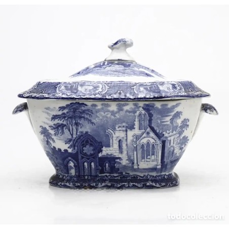 Sopera inglesa ”Abbey” en loza estampada de George Jones & Sons, hacia 1925.